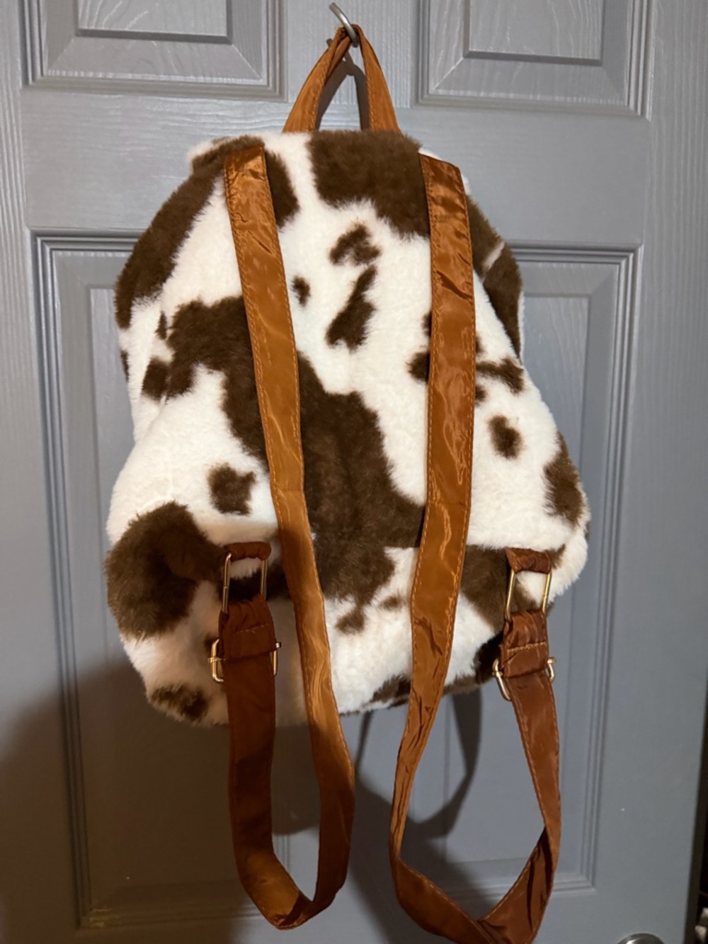 Justice Girls Faux Fur Cow Print Backpack Brown And White Sherpa Adjustable Stap - Picture 8 of 9